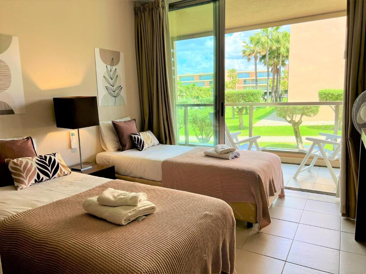 Albufeira Salgados Premium 1 With Pool By Homing Apartment Guia  Bagian luar foto