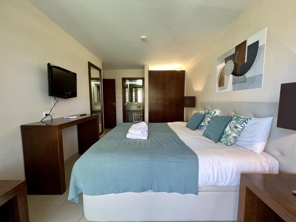 Albufeira Salgados Premium 1 With Pool By Homing Apartment Guia  Bagian luar foto