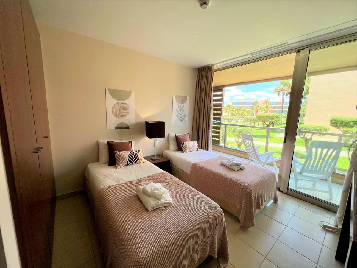 Albufeira Salgados Premium 1 With Pool By Homing Apartment Guia  Bagian luar foto